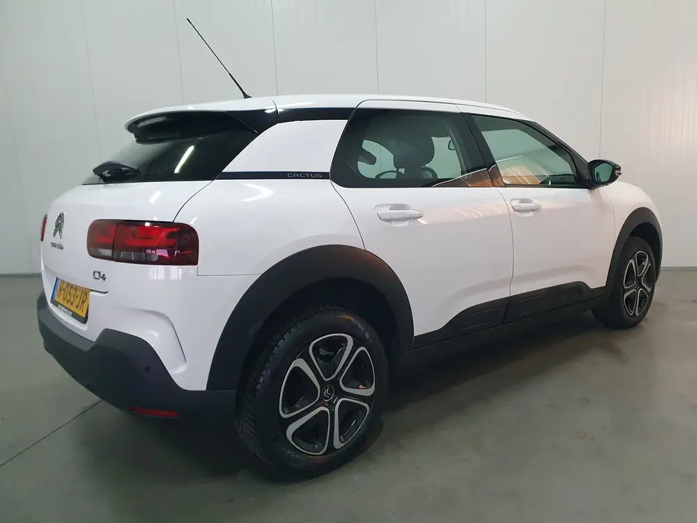 Citroën C4 Cactus 1.2 PureTech Business NAVI uit 2020, foto 2
