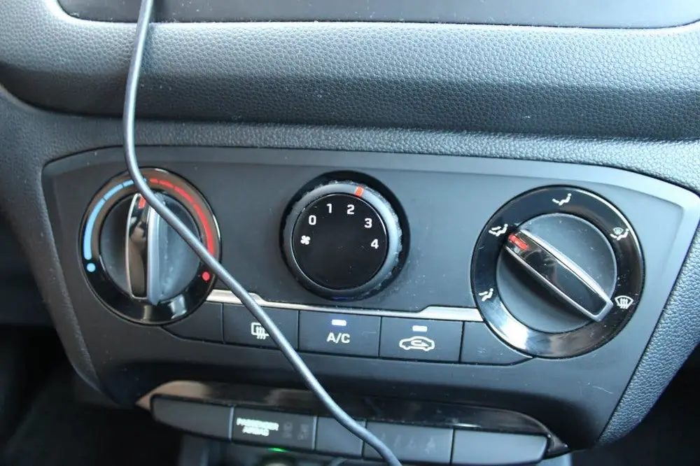 Hyundai i20 1.0 T-GDI Comfort Automaat (bj 2019) uit 2019, foto 20