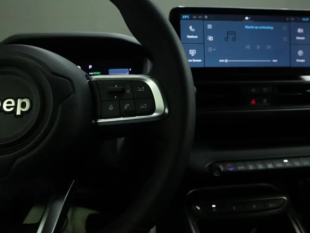 Jeep Avenger Altitude 54 kWh uit 2025, foto 8