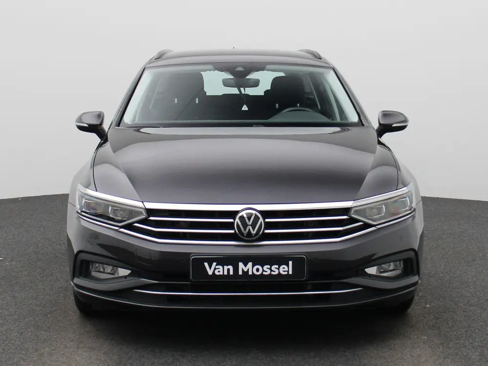 Volkswagen Passat Variant 2.0 TDI Comfort Business uit 2021, foto 3