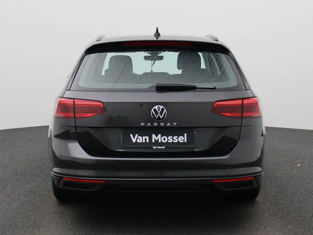 Volkswagen Passat Variant 2.0 TDI Comfort Business uit 2021, foto 5