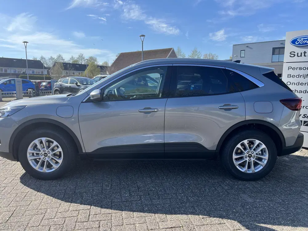 Ford Kuga 2.5 PHEV Titanium uit 2026, foto 4