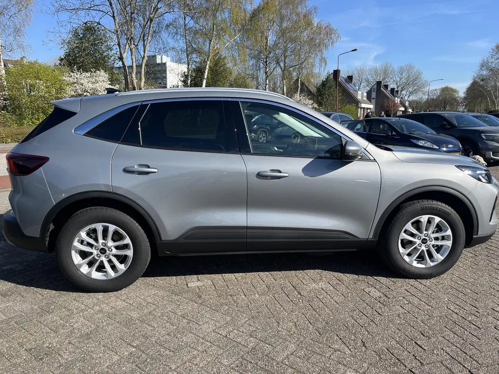 Ford Kuga 2.5 PHEV Titanium uit 2026, foto 8