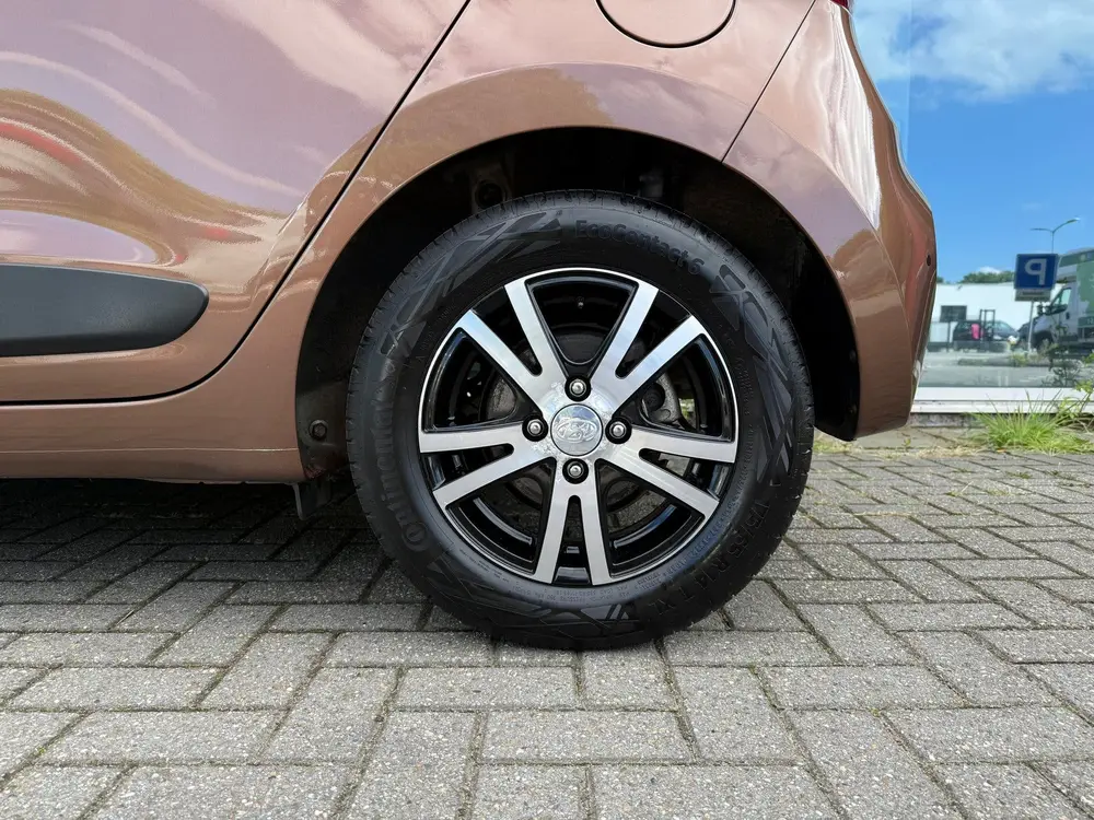 Hyundai I10 1.0i Premium - Navi - Climate - Winterpakket - O uit 2019, foto 11