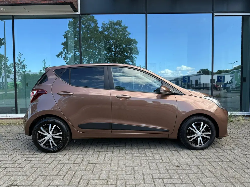 Hyundai I10 1.0i Premium - Navi - Climate - Winterpakket - O uit 2019, foto 19