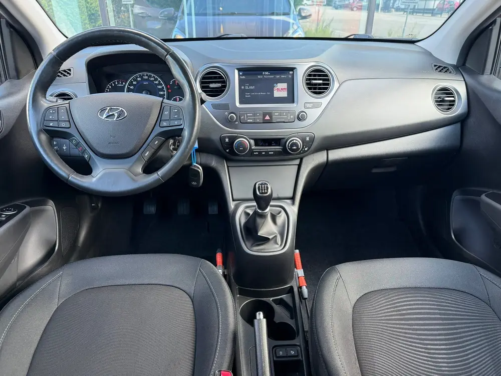 Hyundai I10 1.0i Premium - Navi - Climate - Winterpakket - O uit 2019, foto 4