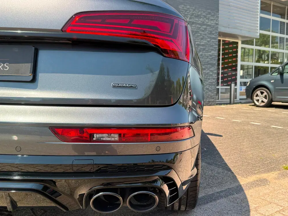 Audi Q5 50 TFSI e S-Line Competition PANO uit 2022, foto 10