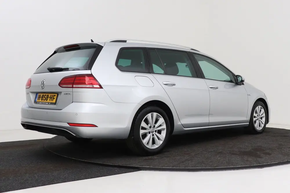 Volkswagen Golf Variant 1.5 TSI Comfortline Business | Org N uit 2020, foto 2