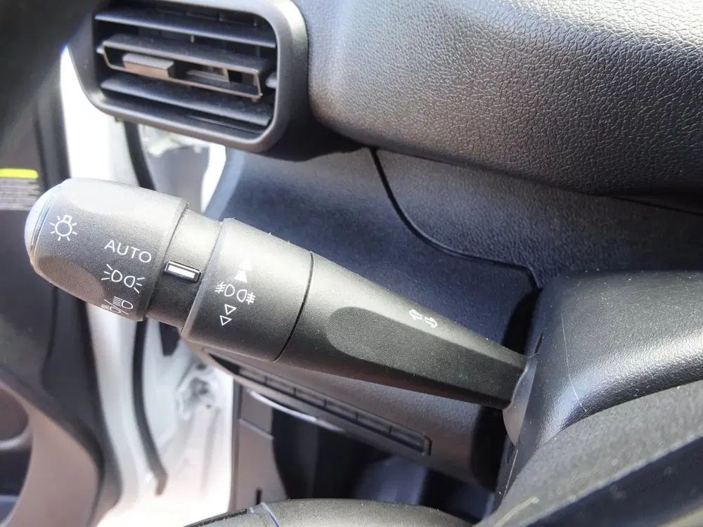 Peugeot Partner 1.2 PureTech Pro BENZINE AIRCO NAVI CRUISE uit 2022, foto 12