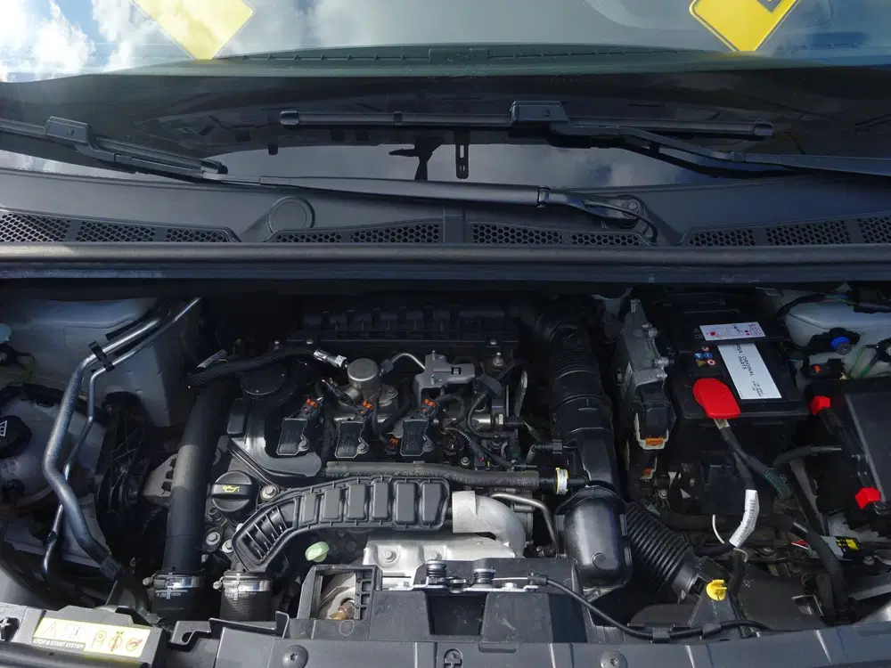 Peugeot Partner 1.2 PureTech Pro BENZINE AIRCO NAVI CRUISE uit 2022, foto 7