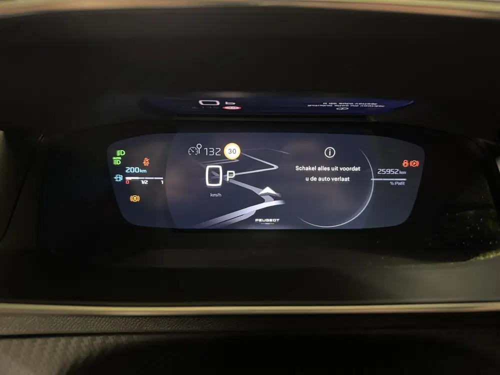 Peugeot 208 1.2 Hybrid 136 e-DCS6 GT uit 2024, foto 14