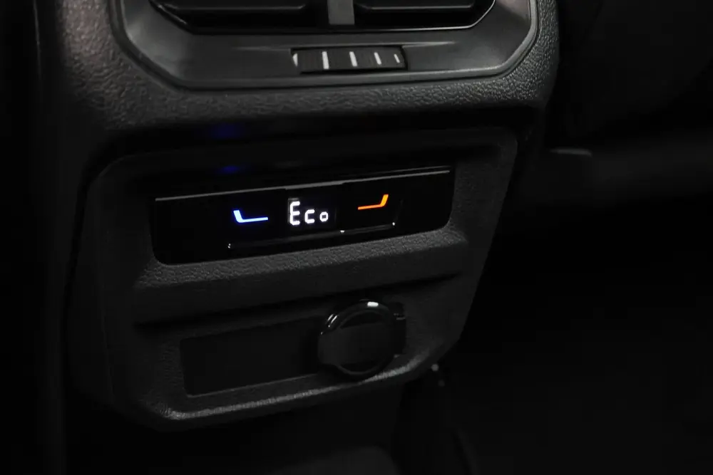 Volkswagen Tiguan 1.4 TSI DSG Plug-in Hybrid Life Navigatie uit 2022, foto 13