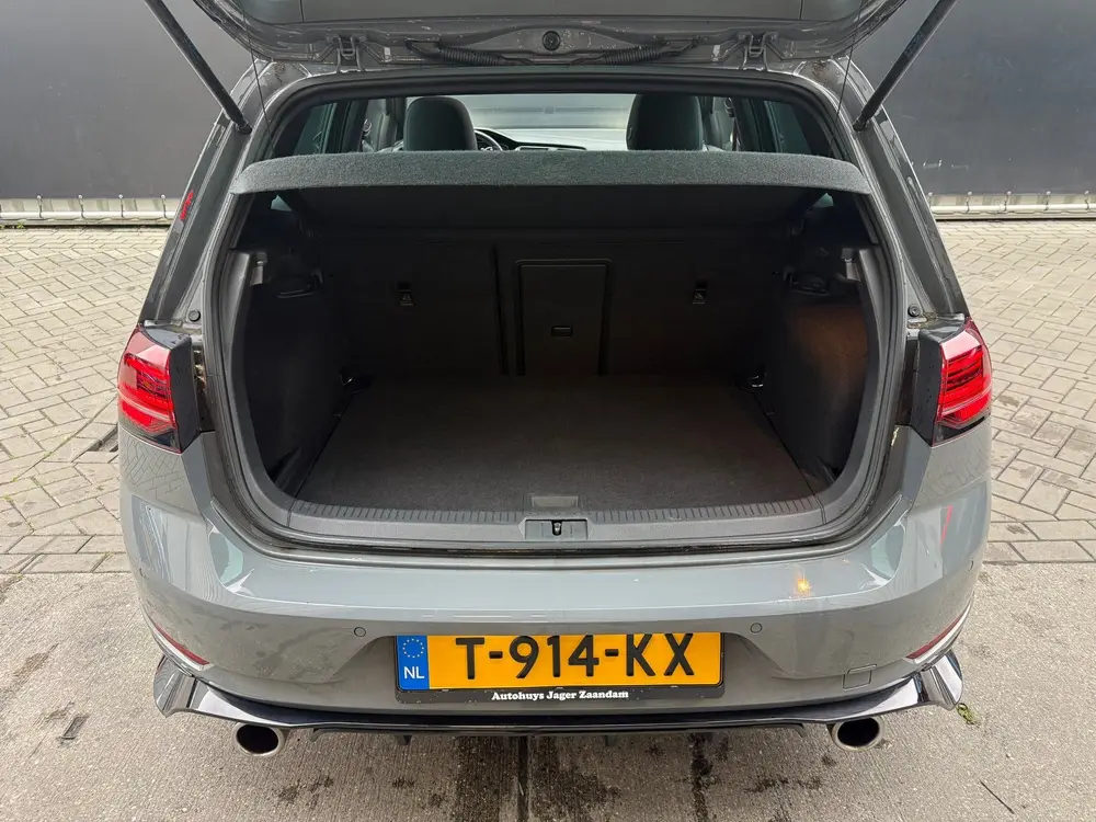 Volkswagen Golf 2.0 TSI GTI TCR Pano Camera Carplay Keyless uit 2019, foto 17