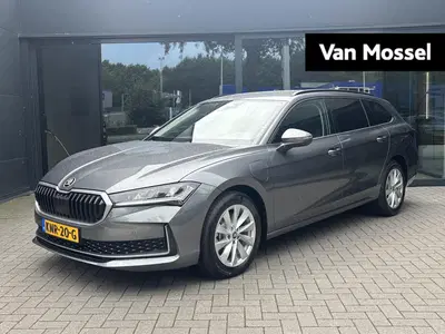 Skoda Superb 1.5 TSI PHEV Business Edition 204 PK uit 2026