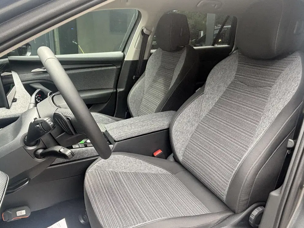 Skoda Superb 1.5 TSI PHEV Business Edition 204 PK uit 2026, foto 6