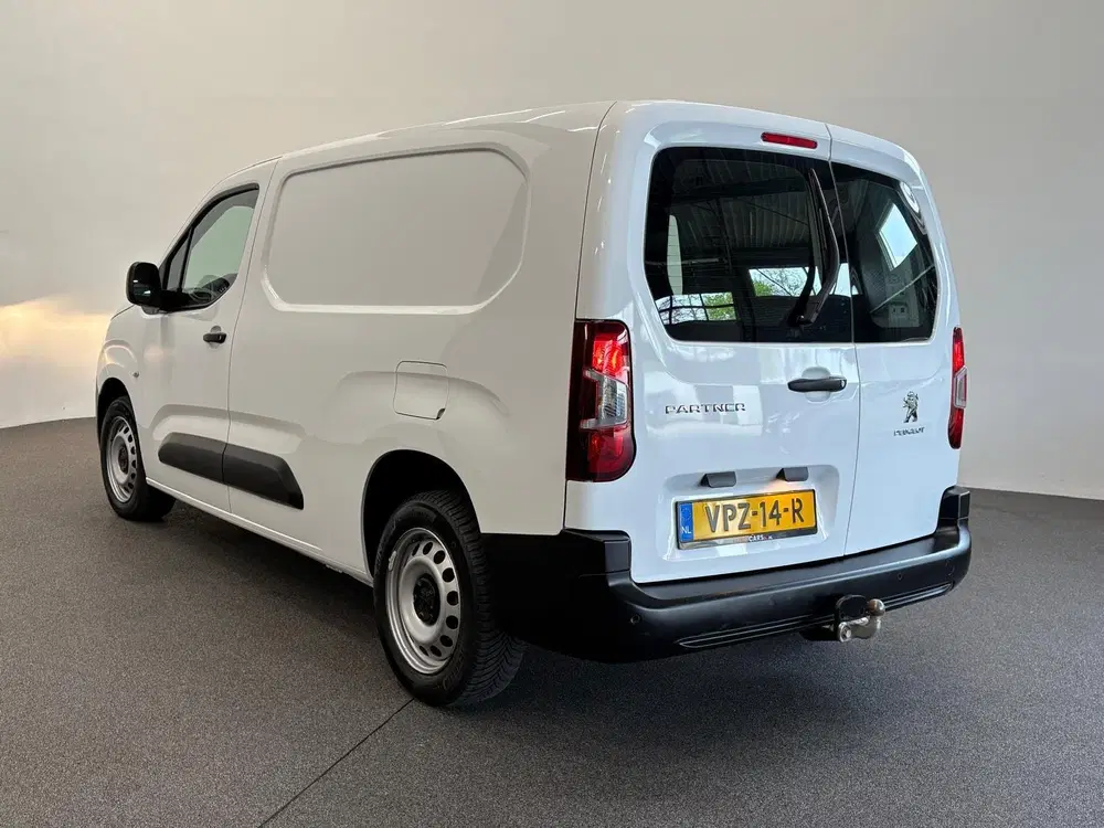 Peugeot Partner 1.5 BlueHDI Premium L2 Navigatie Apple Car uit 2022, foto 12