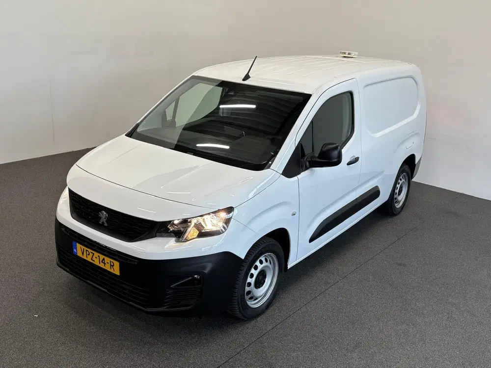 Peugeot Partner 1.5 BlueHDI Premium L2 Navigatie Apple Car uit 2022, foto 3