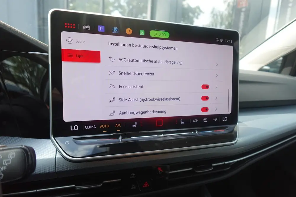 Volkswagen Golf 1.5 eTSI Goal edition CARPLAY ACC PDC NAVI C uit 2025, foto 19