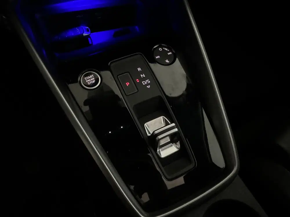 Audi A3 45 TFSI e S edition Competition Pano uit 2022, foto 18