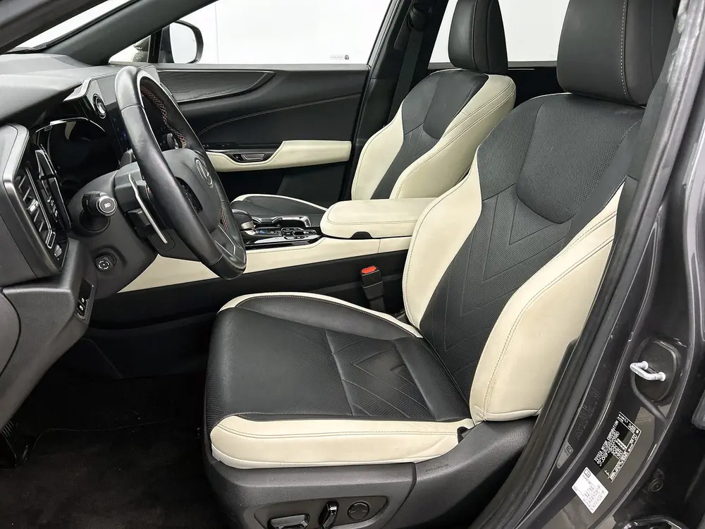 Lexus NX 450h+ AWD Executive Line (bj 2022 uit 2022, foto 19