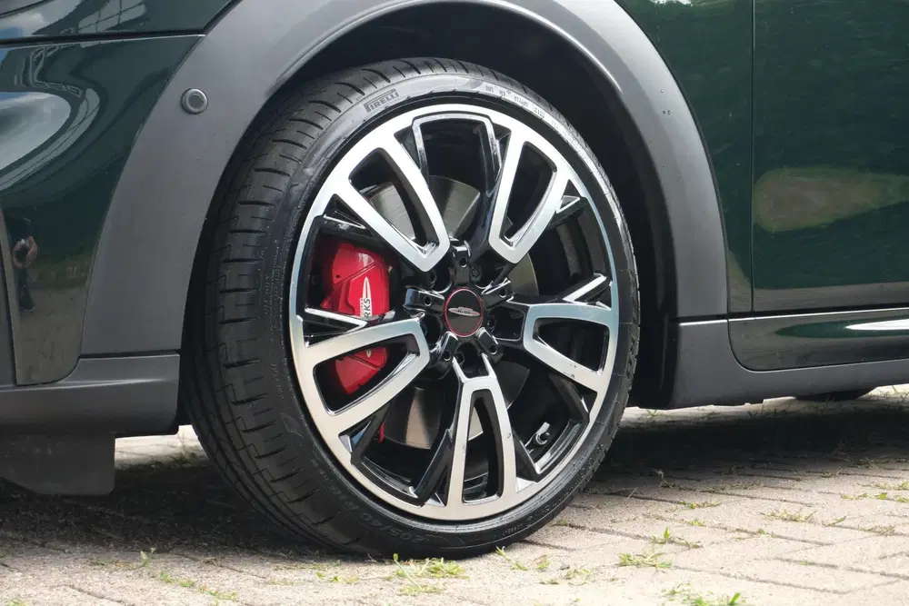 Mini John Cooper Works 2.0 John Cooper Works Essential 231 PK uit 2022, foto 13