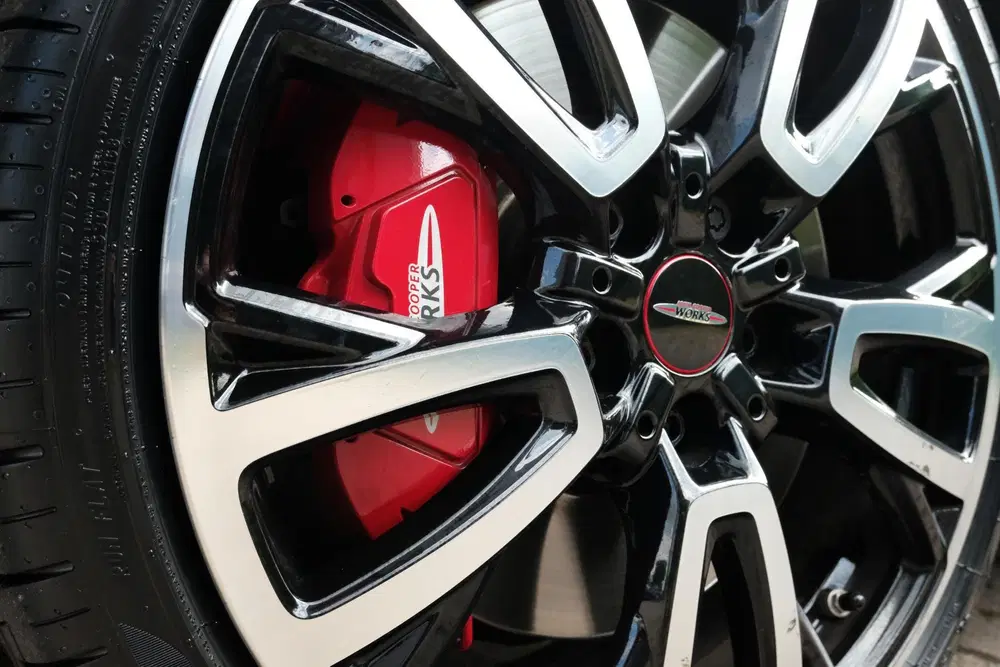 Mini John Cooper Works 2.0 John Cooper Works Essential 231 PK uit 2022, foto 14