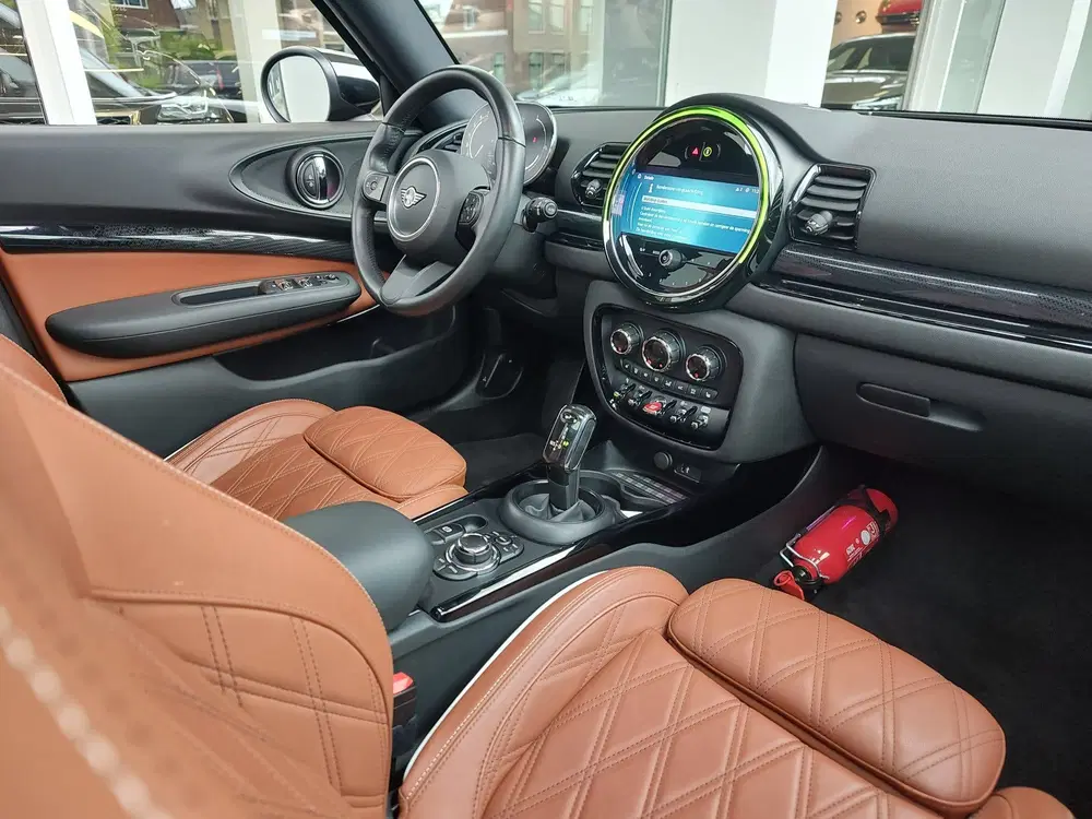 Mini Clubman 1.5 COOPER CLASSIC AUTOMAAT Bruin leder uit 2024, foto 9