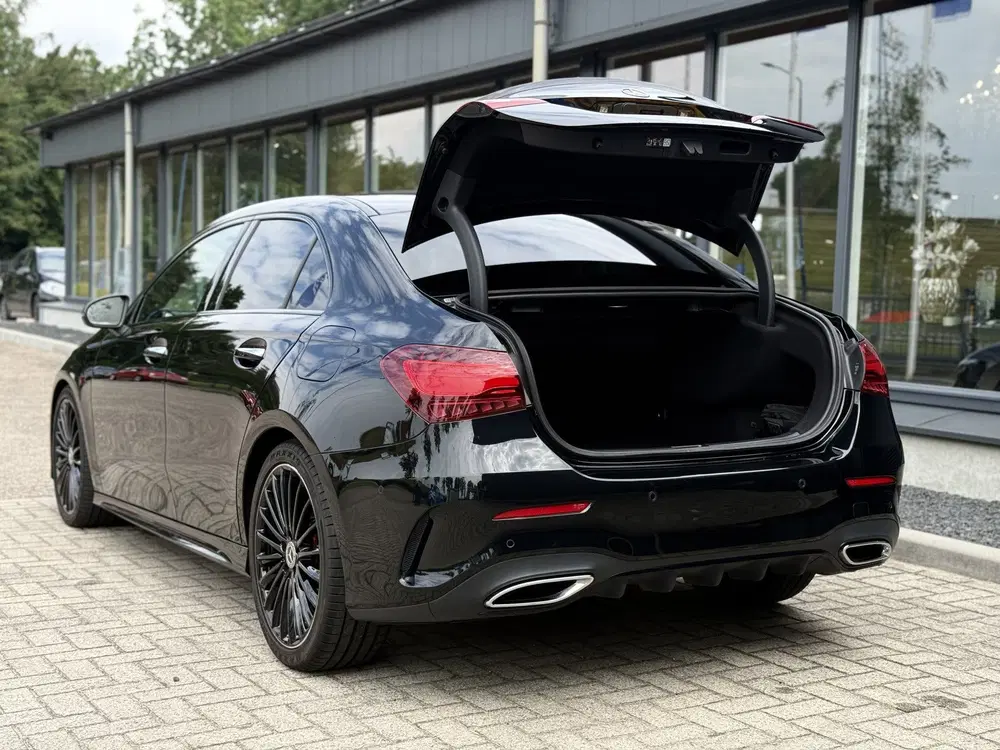 Mercedes-Benz A-Klasse 200 AMG Line (bj 2023 uit 2023, foto 11