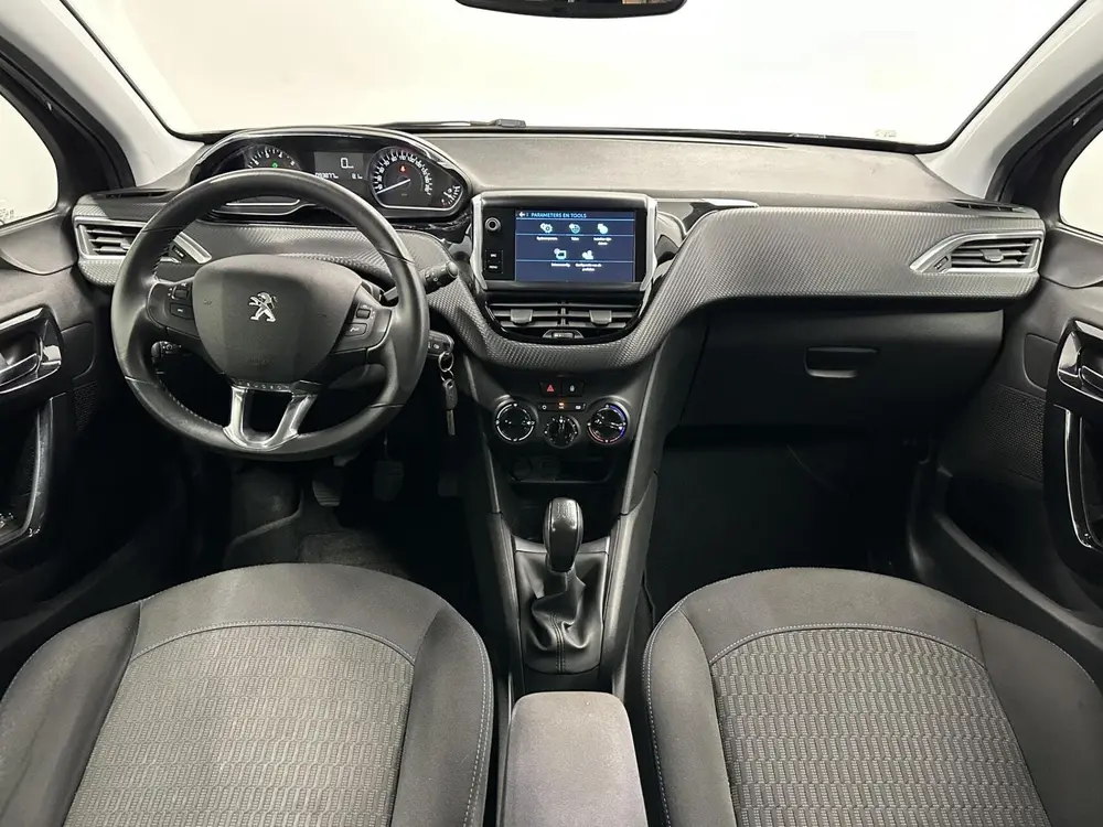 Peugeot 208 1.2 PureTech Active NAVI CRUISE CARPLAY AIRCO 5 uit 2019, foto 2