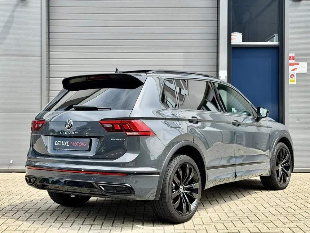 Volkswagen Tiguan 1.4 TSI eHybrid R-Line Pano|Leder|Memory uit 2023, foto 2