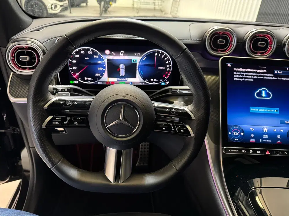 Mercedes-Benz GLC 300e 4MATIC AMG Line Pano 360 uit 2024, foto 10