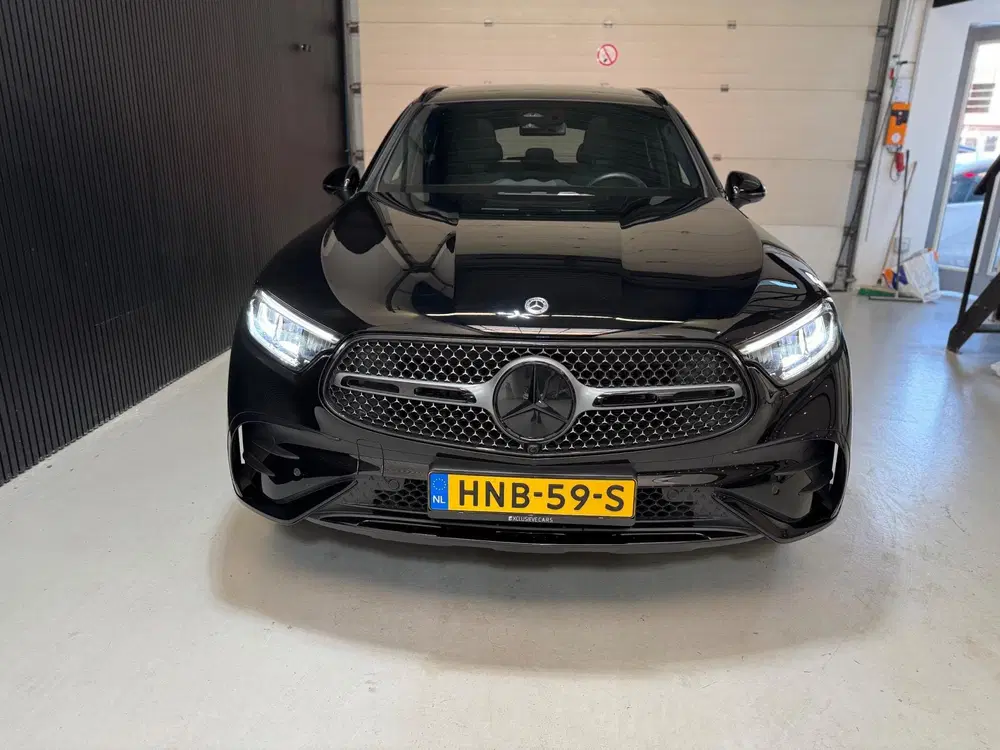 Mercedes-Benz GLC 300e 4MATIC AMG Line Pano 360 uit 2024, foto 2