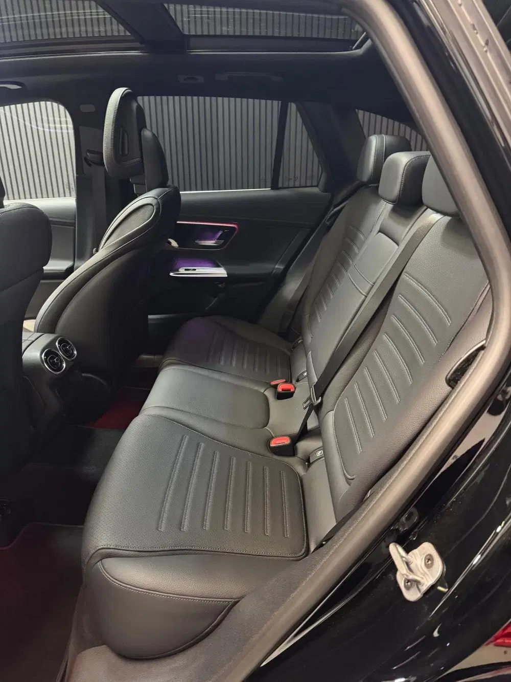 Mercedes-Benz GLC 300e 4MATIC AMG Line Pano 360 uit 2024, foto 20