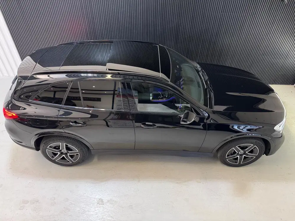 Mercedes-Benz GLC 300e 4MATIC AMG Line Pano 360 uit 2024, foto 7