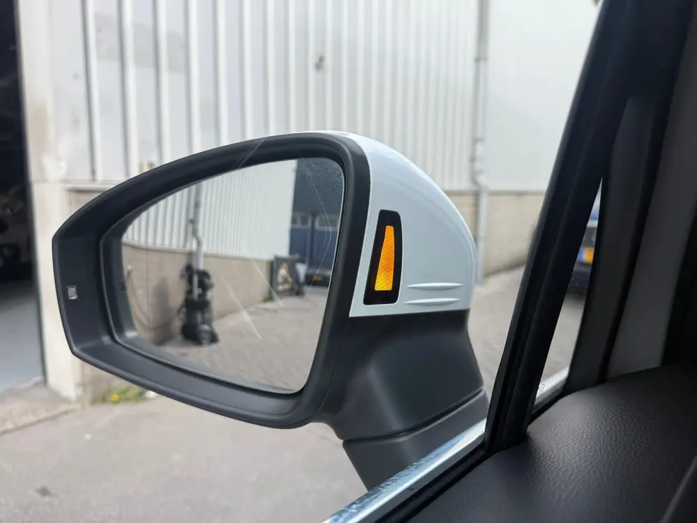 Volkswagen Tiguan 1.4 TSI eHybrid R-Line Pano 360 Leder Carp uit 2022, foto 14