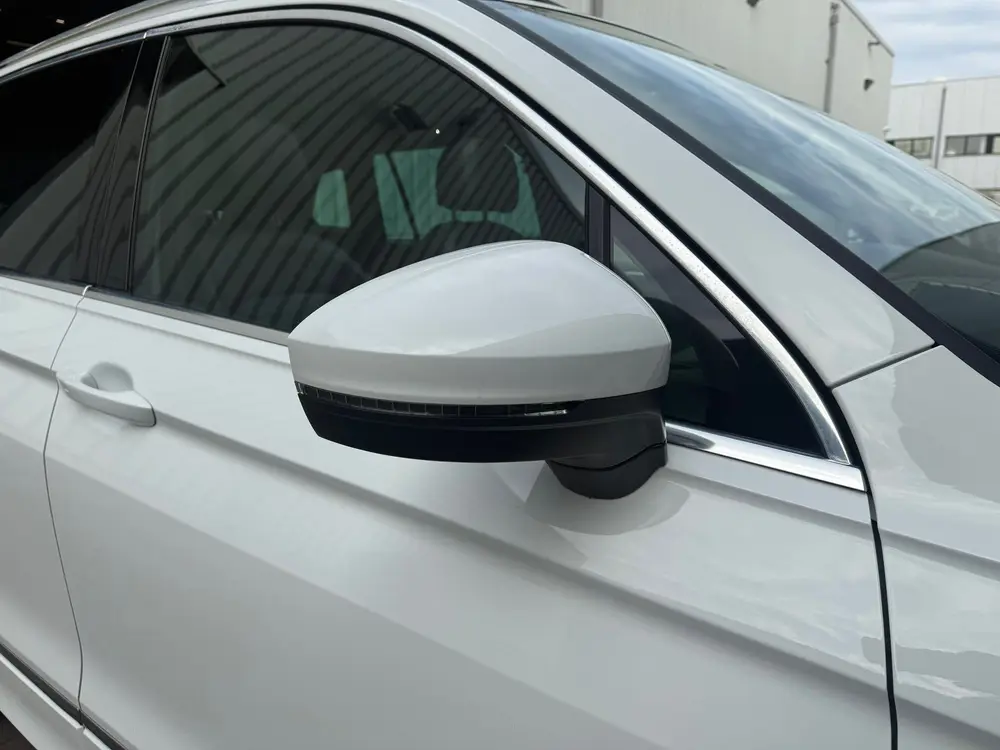Volkswagen Tiguan 1.4 TSI eHybrid R-Line Pano 360 Leder Carp uit 2022, foto 20
