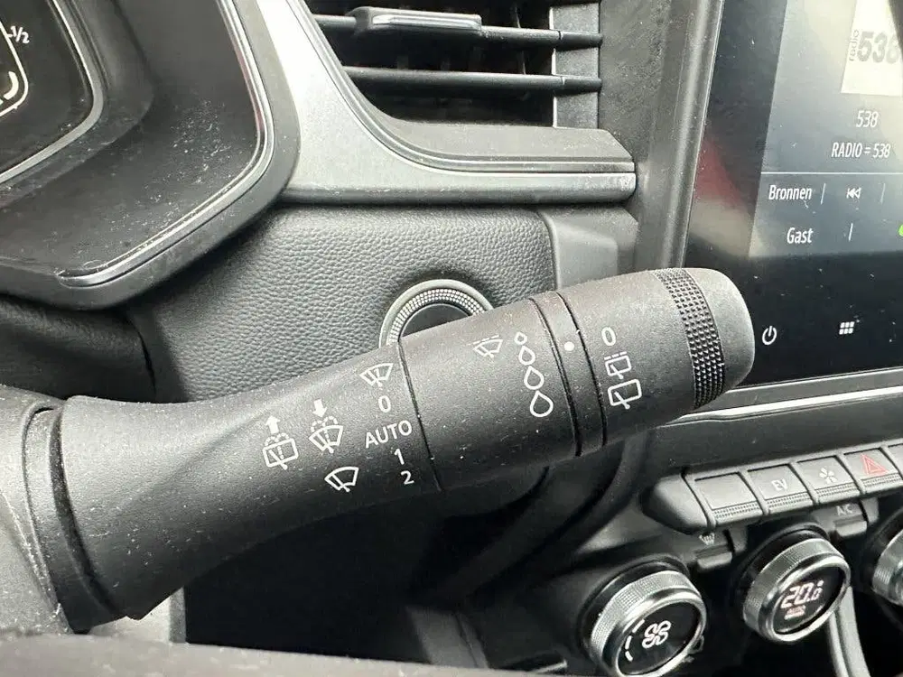 Renault Captur 1.6 E-Tech Hybride 145 Intens Panorama Sch uit 2022, foto 16
