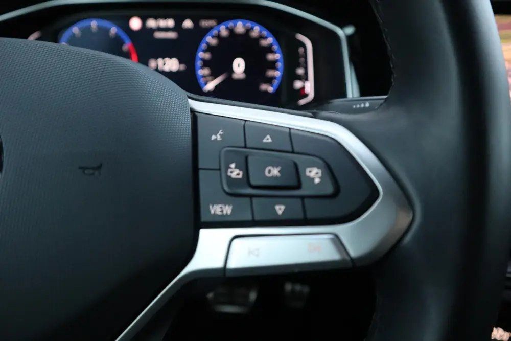 Volkswagen Taigo 1.0 TSI R-LINE CAMERA|ADAPTIVE CRUISE|APPLE uit 2025, foto 18