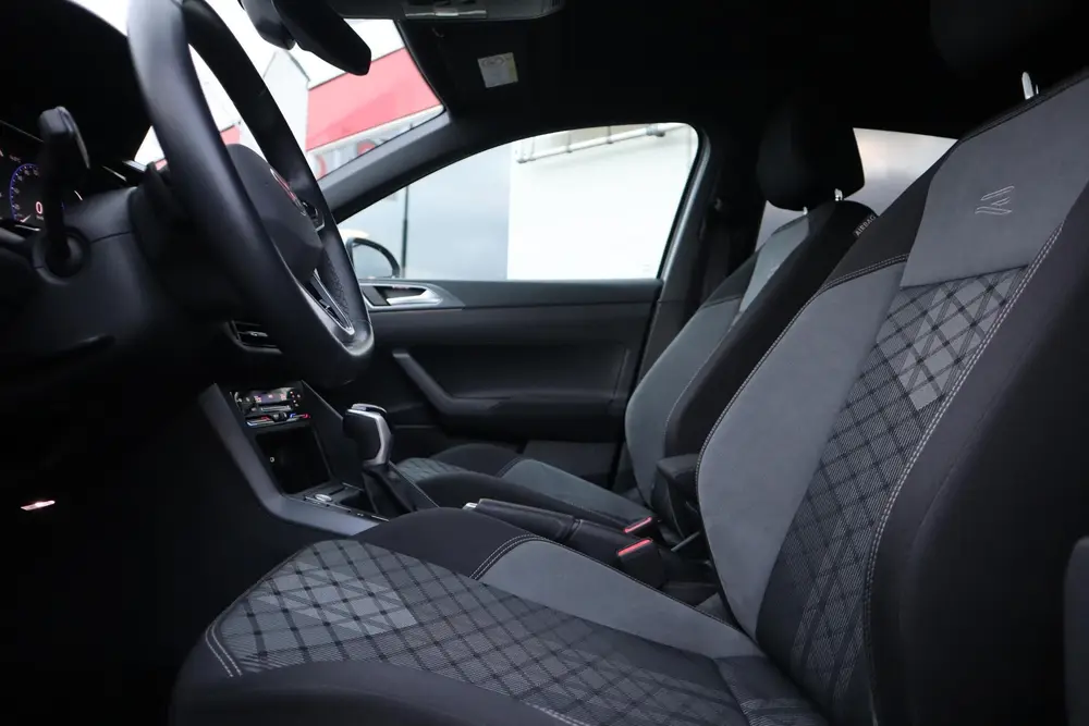 Volkswagen Taigo 1.0 TSI R-LINE CAMERA|ADAPTIVE CRUISE|APPLE uit 2025, foto 5