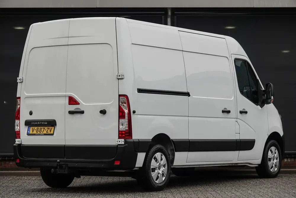 Renault Master T35 uit 2019, foto 2