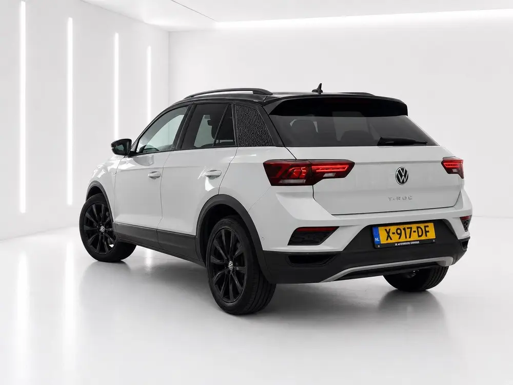 Volkswagen T-Roc 1.5 TSI 150PK Pano/ACC/Camera/Park Assist uit 2021, foto 7