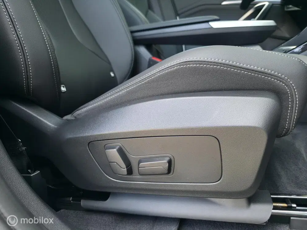 BMW X1 xDrive25e uit 2025, foto 12