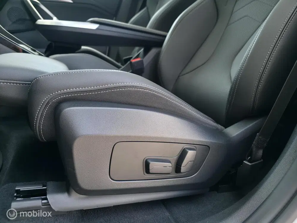 BMW X1 xDrive25e uit 2025, foto 9