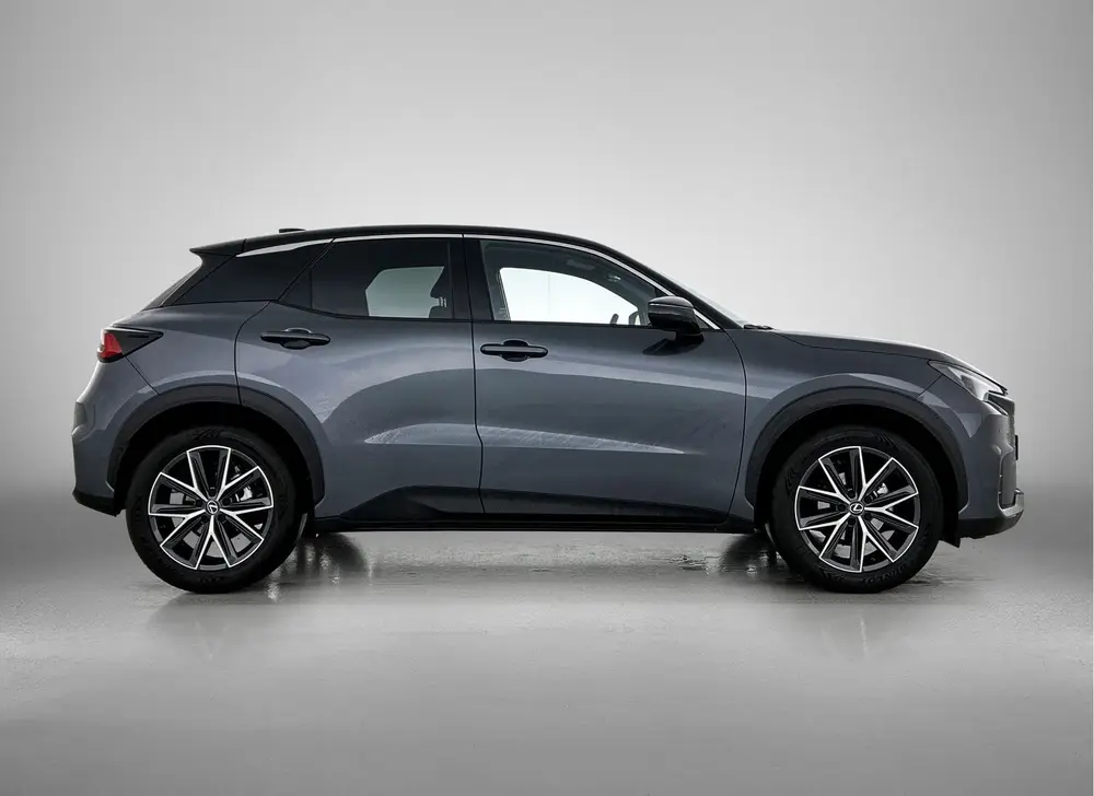 Lexus LBX Cool 2WD uit 2025, foto 12