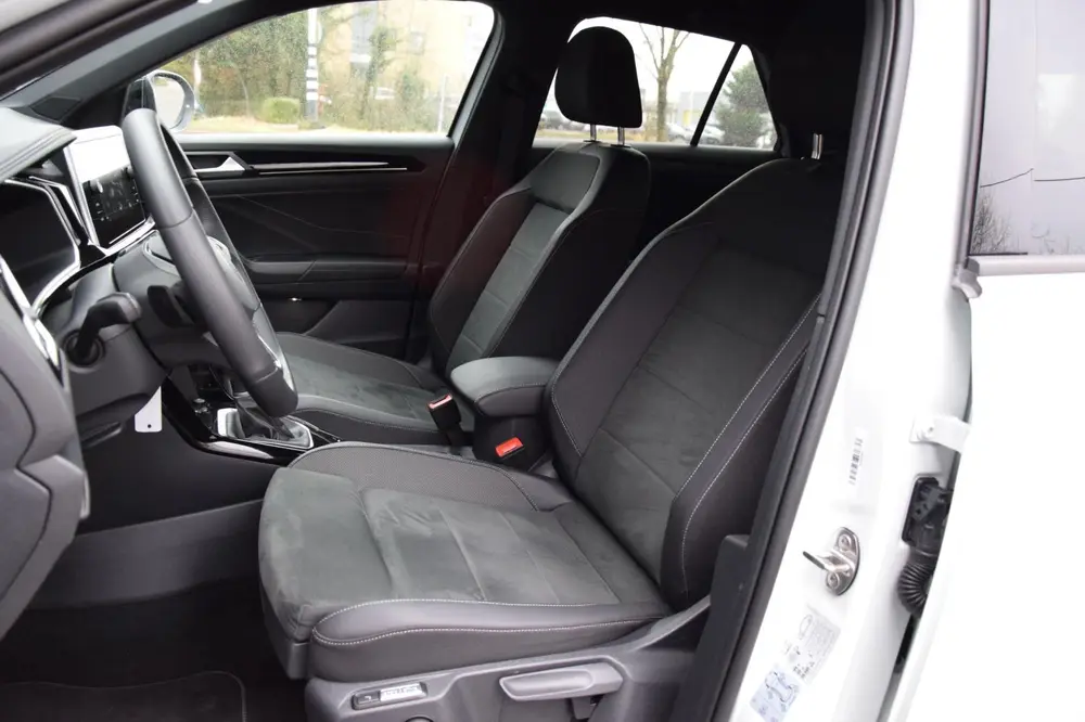 Volkswagen T-Roc 1.5 TSI R-Line Edition, 1e Eigenaar, Nieuws uit 2025, foto 6