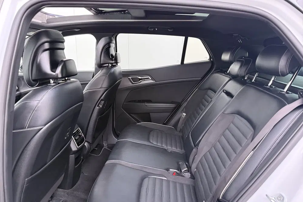 Kia Sportage 1.6 T-GDi MHEV GT-PlusLine Pano-dak Harman uit 2022, foto 15