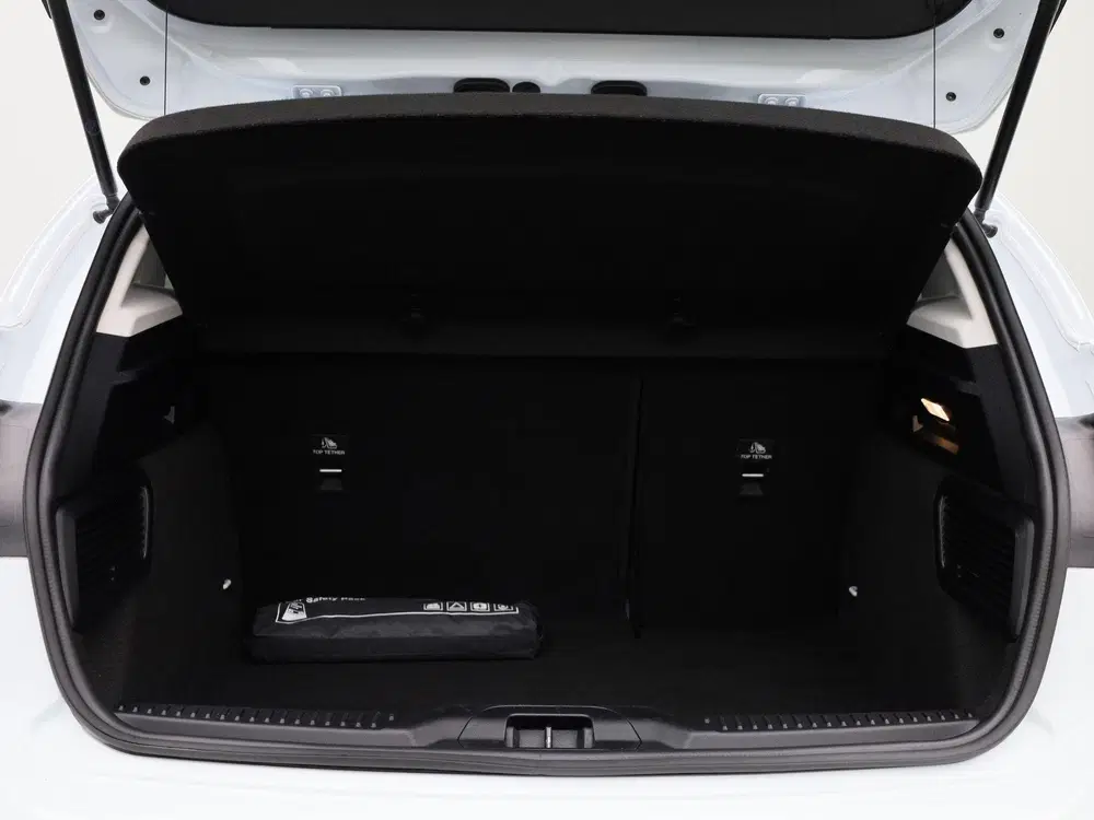 Ford Focus 1.0 EcoBoost Hybrid Titanium uit 2023, foto 14