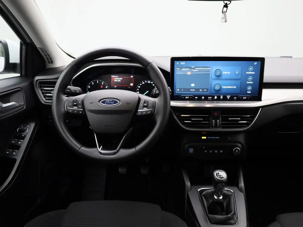 Ford Focus 1.0 EcoBoost Hybrid Titanium uit 2023, foto 7