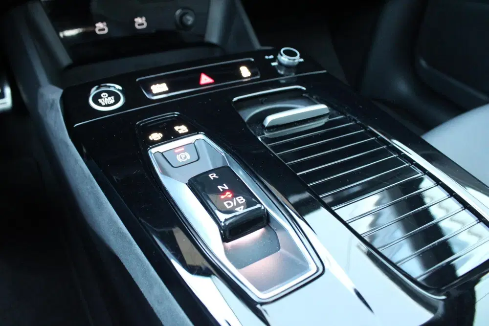 Audi Q6 e-tron performance 100kWh uit 2024, foto 10