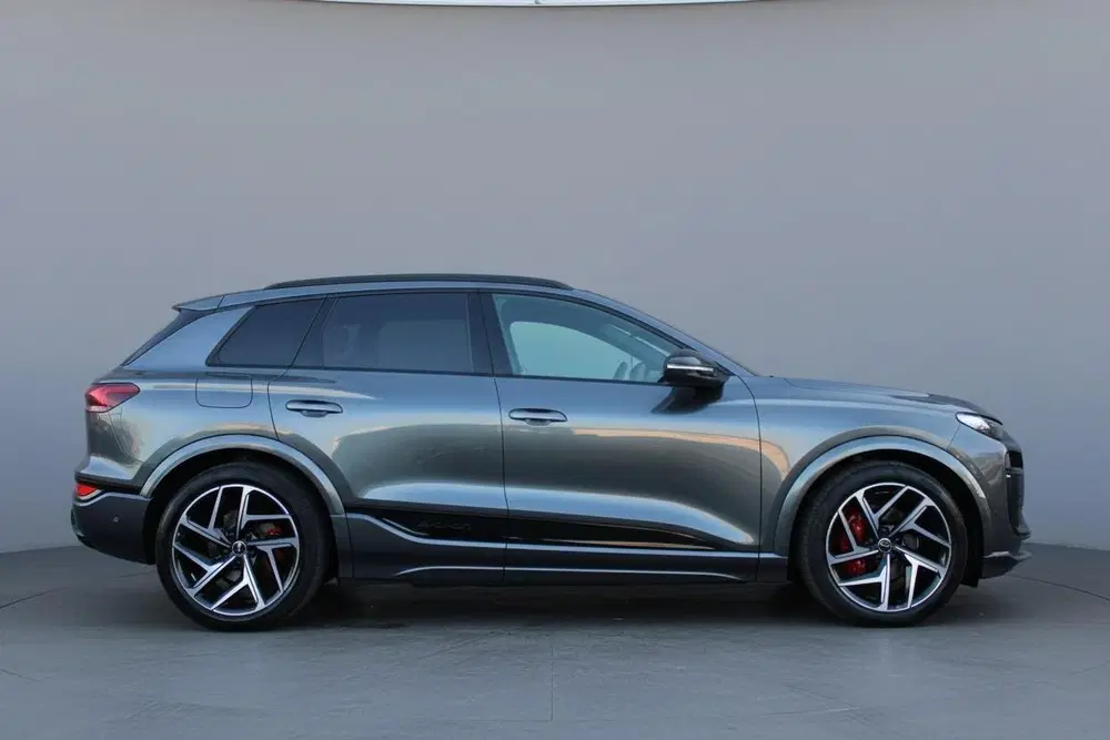 Audi Q6 e-tron performance 100kWh uit 2024, foto 20
